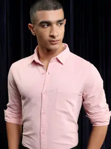 HIGHLANDER Men Dobby Textured Solid Casual Shirt