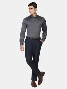 Blackberrys Men India Slim Cutaway Collar Solid Cotton Slim Fit Formal Shirt