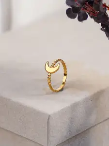 SWASHAA Zeus Stainless Steel 18K Gold-Plated Moon Motif Ring
