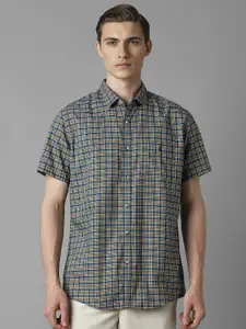 Louis Philippe Sport Men Spread Collar Tartan Checked Cotton Slim Fit Casual Shirt