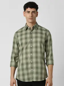 Van Heusen Sport Men Spread Collar Tartan Checked Cotton Slim Fit Casual Shirt
