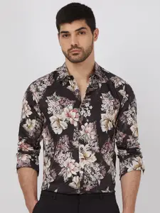 Mufti Men Spread Collar Cotton Slim Fit Casual Shirt