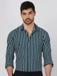 Mufti Men Spread Collar Slim Fit Casual Shirt