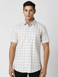 Van Heusen Sport Men Spread Collar Tartan Checked Cotton Slim Fit Casual Shirt