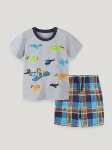 StyleCast Boys Printed Pure Cotton T-shirt With Shorts