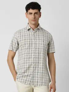 Van Heusen Sport Men Spread Collar Tartan Checked Slim Fit Casual Shirt