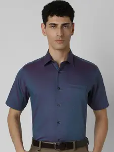 Van Heusen Men Spread Collar Solid Cotton Party Shirt