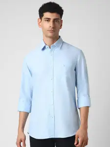 Van Heusen Sport Men Spread Collar Solid Pocket Detailing Cotton Slim Fit Casual Shirt