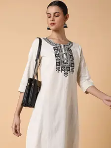 SHOWOFF Geometric Yoke Design Thread Work Straight Kurta