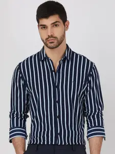 Mufti Men Spread Collar Striped Cotton Slim Fit Casual Shirt