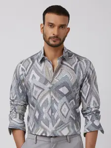 Mufti Men Spread Collar Graphic Printed Cotton Slim Fit Casual Shirt