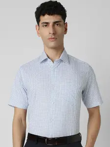 Van Heusen Men Spread Collar Checked Cotton Formal Shirt