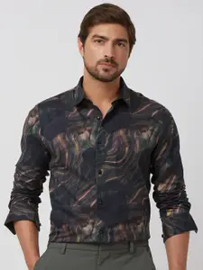 Mufti Men Spread Collar Abstract Printed Cotton Slim Fit Casual Shirt