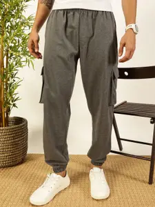 Thomas Scott Men Relaxed Fit Mid Rise Cargo Joggers