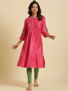 W Keyhole Neck Thread Work Pleated Straight Kurta
