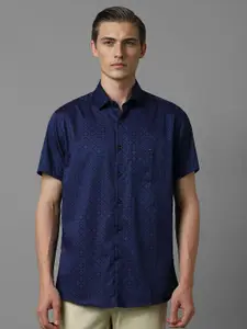 Louis Philippe Sport Men Spread Collar Micro Ditsy Printed Cotton Slim Fit Casual Shirt