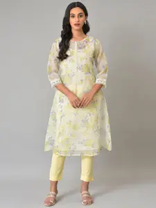 W Floral Printed Round Neck Panelled A-line Kurta