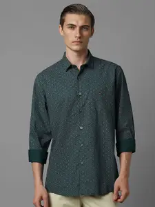 Louis Philippe Sport Men Spread Collar Micro Ditsy Printed Cotton Slim Fit Casual Shirt