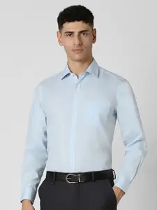 Van Heusen Men Spread Collar Solid Cotton Formal Shirt