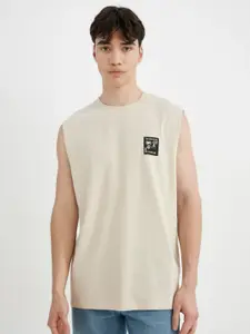 DeFacto Men Printed Raw Edge T-shirt