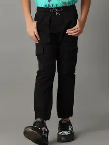 V-Mart Boys Cotton Mid-Rise Cargo Styles Joggers Trousers