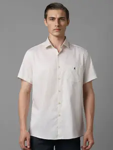 Louis Philippe Sport Men Spread Collar Micro Ditsy Printed Cotton Slim Fit Casual Shirt