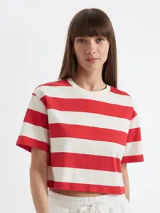 DeFacto Women Striped Pockets T-shirt