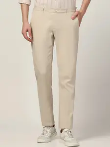 Blackberrys Men Straight Fit Mid Rise Trousers