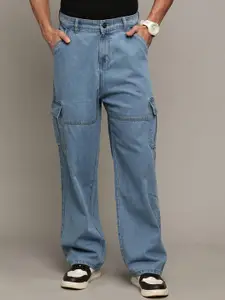 The Roadster Lifestyle Co Men Relaxed Fit Cotton Cargo Jeans
