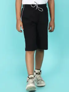 V-Mart Boys Mid-Rise Regular Fit Shorts