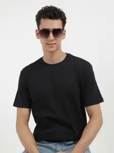 Calvin Klein Jeans Men Solid Round Neck Cotton T-shirt