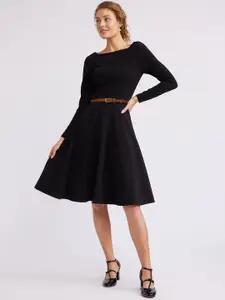 Dream Beauty Fashion Solid Boat Neck Fit & Flare Dress