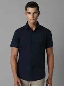 Louis Philippe Sport Men Slim Fit Opaque Casual Shirt
