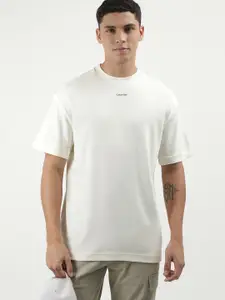 Calvin Klein Jeans Men Solid Round Neck Cotton T-shirt