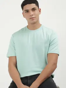 Calvin Klein Jeans Men Solid Round Neck Cotton T-shirt