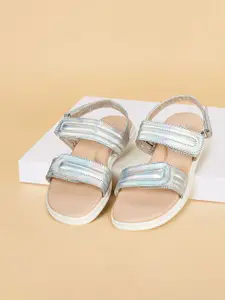 Pantaloons Junior Girls Open Toe Flats