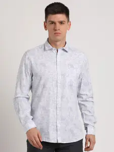 Turtle Men Relaxed Spread Collar Abstract Printed Lyocell Slim Fit Casual Shirt