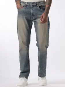 WROGN Men Comfort Regular Fit Heavy Fade Jeans