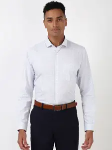 Peter England Men Spread Collar Grid Tattersall Checked Polycotton Slim Fit Formal Shirt