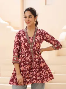 Rain & Rainbow Abstract Printed V-Neck Cotton Top