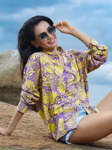 PINACOLADA Women Relaxed Spread Collar Floral Printed Casual Shirt