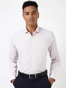 Peter England Men Spread Collar Grid Tattersall Checked Polycotton Slim Fit Formal Shirt