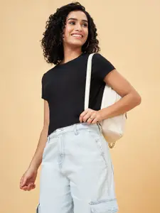 People Women Solid Round Neck Cotton Top