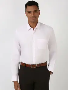 Peter England Men Spread Collar Solid Polycotton Formal Shirt