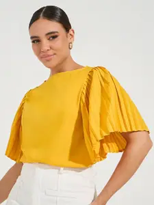 Styli Women Solid Accordion Pleats Boat Neck Top