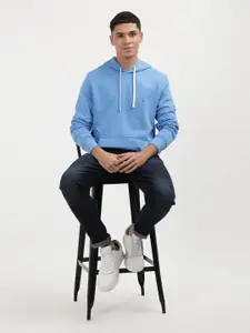 Tommy Hilfiger Men Solid Hooded Cotton Sweatshirt