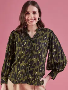 DressBerry Women Classic Spread Collar Animal Printed Casual Shirt