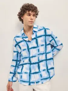 THE BEAR HOUSE Men Spread Collar Dyed Relaxed Fit Casual Shirt