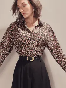 Vero Moda Women Spread Collar Abstract Printed Casual Shirt