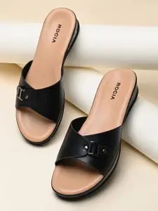 Rocia Women Open Toe Flats